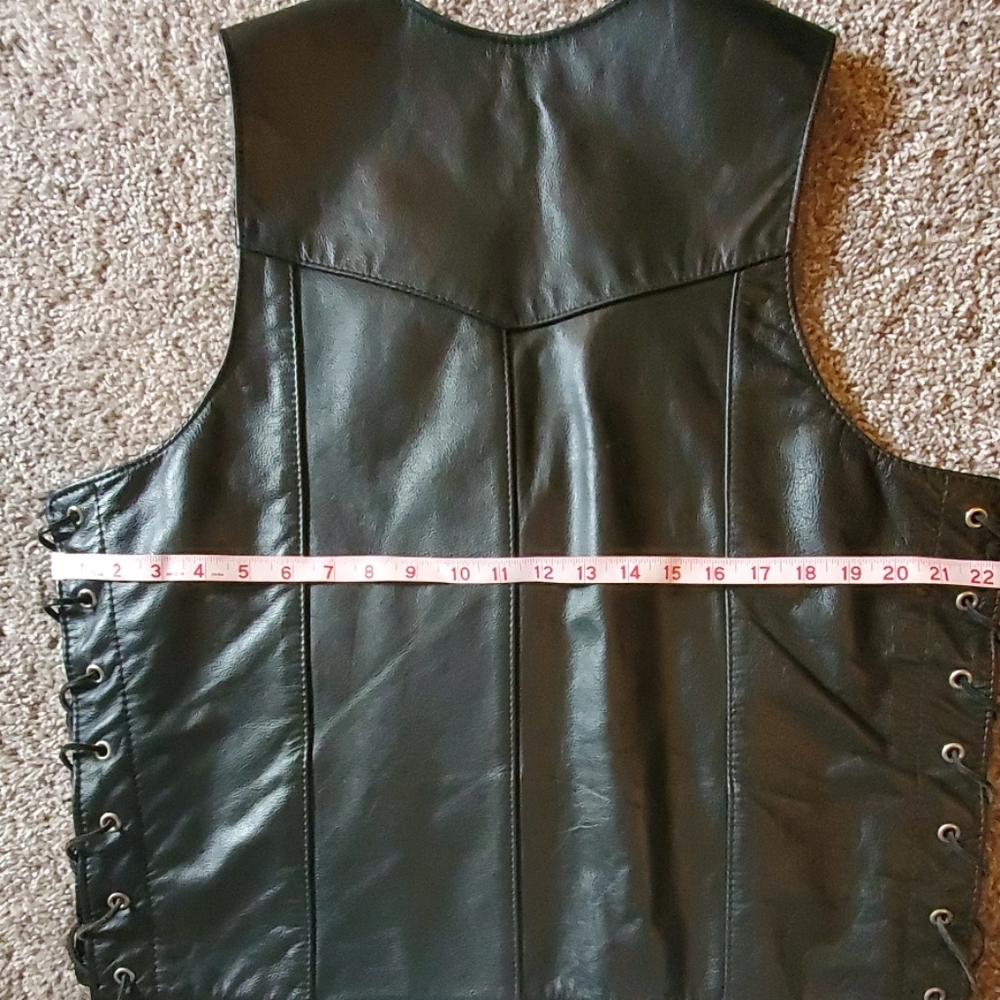 Motorcycle Leather Riding Vest - Picture 6 of 6